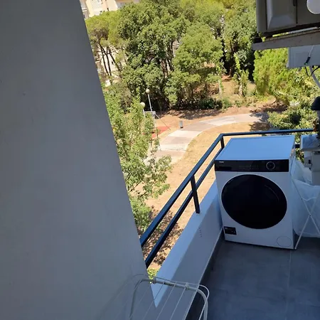 Nines Moderno Y Céntrico, En Zona Tranquila Cerca De La Playa