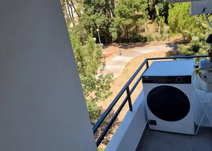 Nines Moderno Y Céntrico, En Zona Tranquila Cerca De La Playa